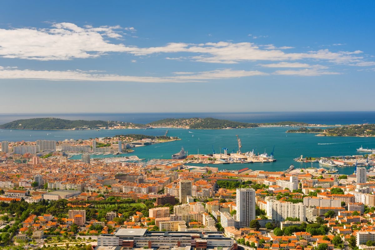 Top 10 des hôtels romantiques à Toulon pour un séjour inoubliable